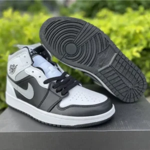 Air Jordan 1 Mid White Shadow