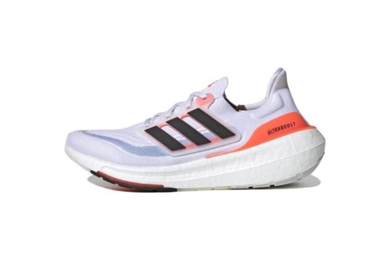 adidas Ultra Boost 2023 Light 5